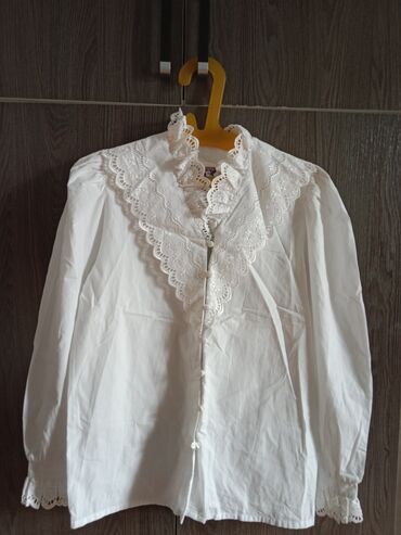 белая женская рубашка: Распродажа!!! рубашка белые вразм 46 48 университет можно на