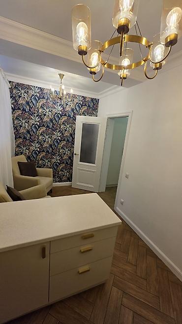 куплю 1 квартиру недорого: 2 комнаты, 55 м², Азия Молл Индивидуалка, 1 этаж, Дизайнерский ремонт — 9