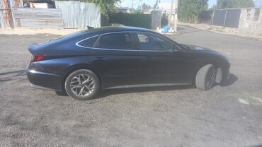 машина в кридит: Hyundai Sonata: 2019 г., Седан