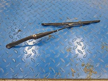 NOSAC METLICE BRISACA HB VRATA ZA NISSAN TERRANO OD 1993. DO 2003