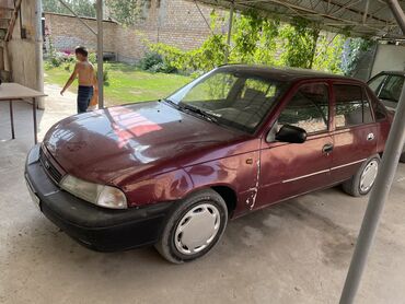 лобовое стекло на матиз: Daewoo Nexia: 2000 г., 1.5 л, Механика, Бензин, Седан