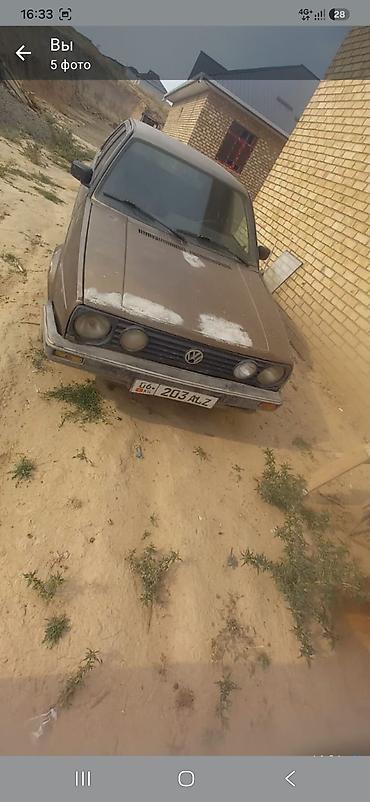 эшик б у: Volkswagen Golf: 1988 г., 1.6 л, Кол менен иштөөчү, Бензин, Хетчбек — 1