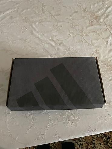Бутсы: ⚽ Продаю футбольные бутсы Adidas 📏 Размер: 41 🎨 Цвет: белый с красным — 5