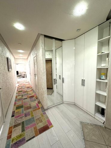 Продажа домов: 3 комнаты, 113 м², Элитка, 3 этаж, Евроремонт