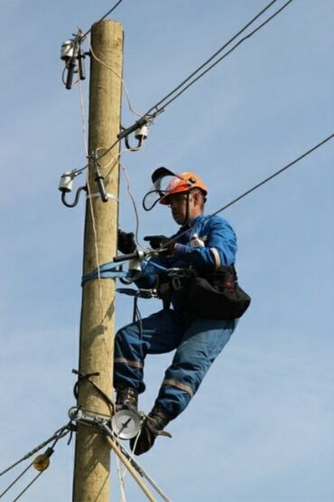 Электрики: Электрик | Демонтаж электроприборов, Прокладка, замена кабеля Больше 6 лет опыта