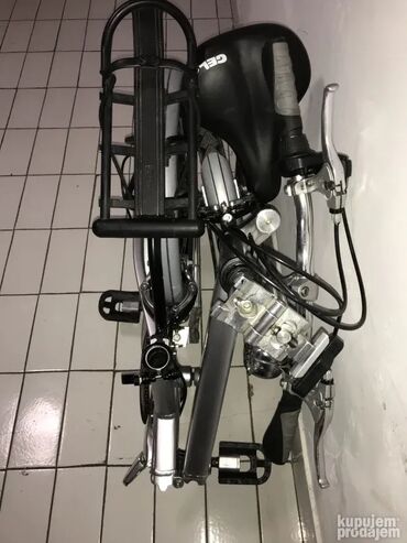 Bicikli za odrasle: Sklopivi bicikla HALF WAY Model sa viljuskama samo sa jedne strane na lalafo.rs — 3 Bicikli za odrasle: Sklopivi bicikla HALF WAY Model sa viljuskama samo sa jedne strane — 3