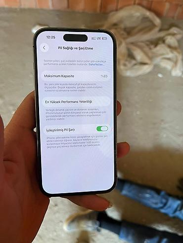 Apple iPhone: IPhone 14 Pro, Qara, Face ID — 8