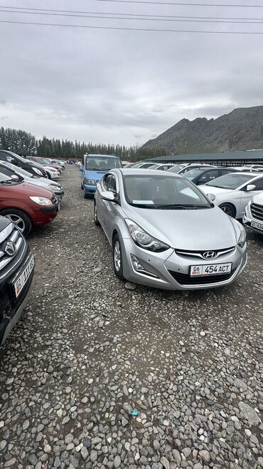 авант: Hyundai Avante: 2012 г., 1.6 л, Автомат, Бензин