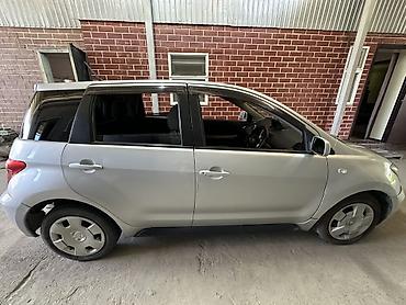 афто магазин: Toyota Ist: 2003 г., 1.5 л, Автомат, Бензин, Хэтчбэк — 1