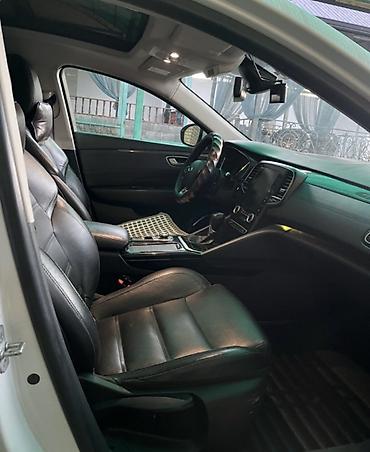 Renault: Renault : 2017 г., 2 л, Вариатор, Газ, Седан — 7