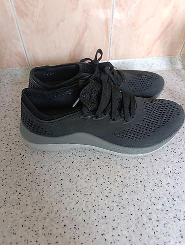 crocs 39: Мужские кроссовки, 43, Crocs, Б/у, цвет - Серый, Самовывоз — 2