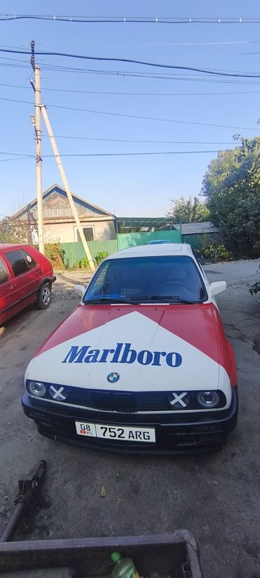 аварийный хонда аккорд: BMW 3 series: 1988 г., 2 л, Механика, Бензин, Седан