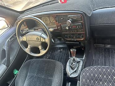 golf тройка: Volkswagen Passat Variant: 1996 г., 1.6 л, Механика, Бензин, Универсал — 6