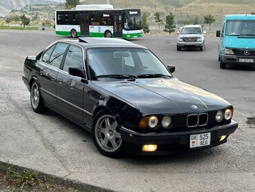 экран на бмв е34: BMW 5 series: 1988 г., 2.5 л, Механика, Бензин, Седан