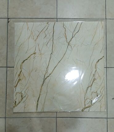 Mərmər effektli PVC panellər: Mərmər effekti verən PVC divar və Yer üçün panellər. 1.Arxası özü — 3