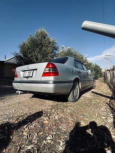 Продажа авто: Mercedes-Benz C-Class: 1993 г., 2 л, Механика, Седан — 3