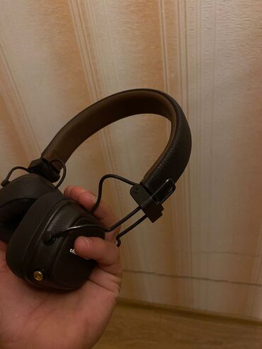 Qulaqcıqlar: Simsiz (Bluetooth) Qulaqcıqlar, Marshall, rəng - Qara -da lalafo.az — 5 Qulaqcıqlar: Simsiz (Bluetooth) Qulaqcıqlar, Marshall, rəng - Qara — 5