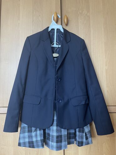жилетка пиджак: Школьная форма, цвет - Серый, Б/у
