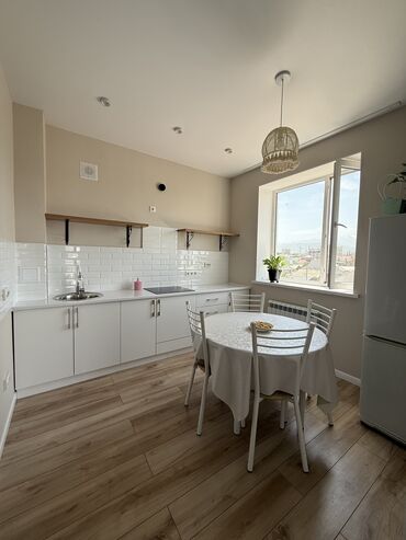 квартира горький: 2 комнаты, 43 м², Индивидуалка, 4 этаж, Евроремонт