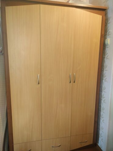 шкаф для вещей с полками: Шкаф для одежды, Угловой, ЛДСП