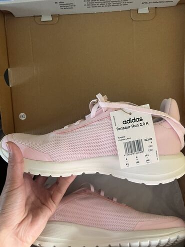 спортивные женские кофты: Кроссовкалар, 38.5, 39, Adidas, Жаңы, түсү - Кызгылт, Өзү алып кетүү, Акылуу жеткирүү