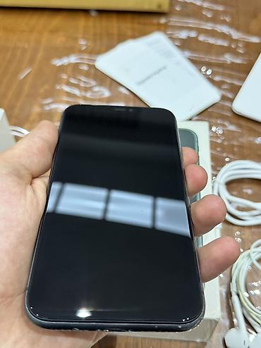 iphone 11: IPhone 11, Qara, Face ID — 8