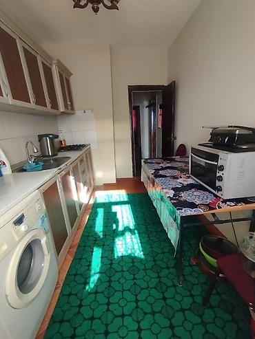 xırdalan kirayə obyekt: Yeni Gəncə köhnə bina hərbiçilərin arxası (8 mərtəbə ) (3 otaq)( lifdi — 8