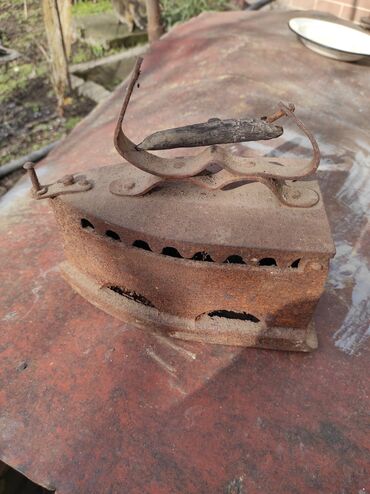 Другие предметы коллекционирования: Вымпела продаюзначки, монеты,и т д at lalafo.kg — 9 Другие предметы коллекционирования: Вымпела продаюзначки, монеты,и т д — 9