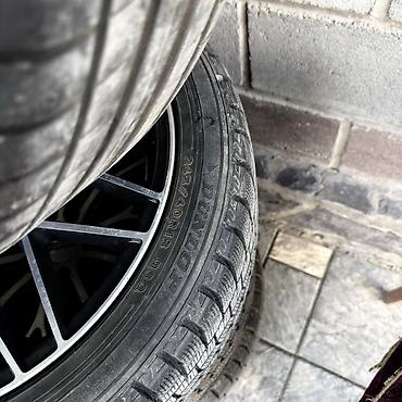 245: Колеса в сборе 245 / 40 / R 18, Зима, Б/у, Комплект, Литые, отверстий - 5 — 4
