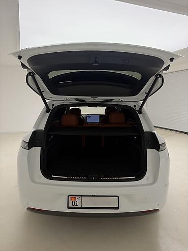 Lixiang: Lixiang L7: 2023 г., 1.5 л, Автомат, Электромобиль, Кроссовер — 9