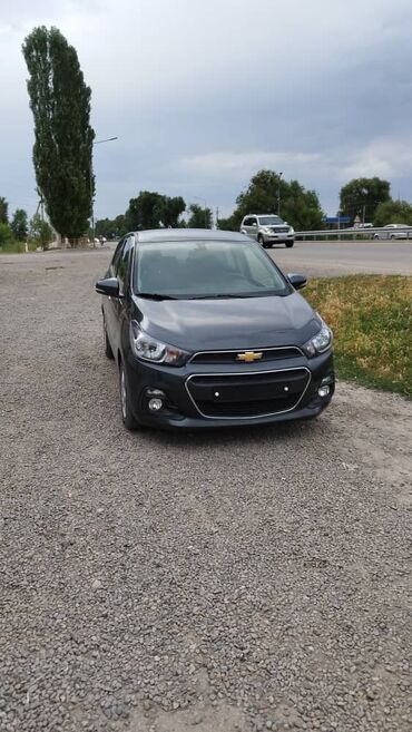 некстя 1: Chevrolet Spark: 2017 г., 1 л, Механика, Бензин, Седан