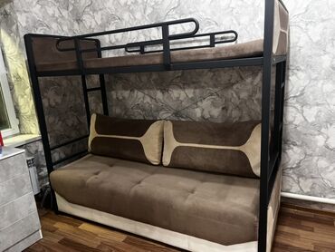 кровать икеа: Двухъярусная кровать-диван с металлическим каркасом. - Конструкция
