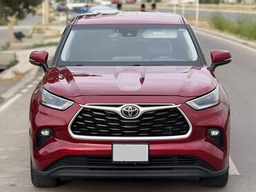срочно в связи с переездом: Toyota Highlander: 2021 г., 3.5 л, Автомат, Бензин, Кроссовер