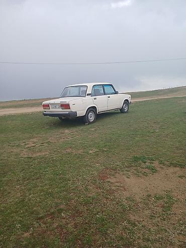 təkər satsi: VAZ (LADA) 2107: 1.6 l | 1989 il 150000 km Sedan — 1