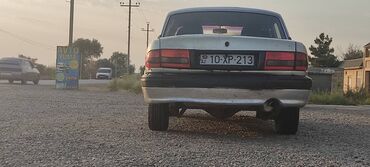 QAZ: QAZ 3110: 2.5 l | 2003 il 271000 km Sedan — 11