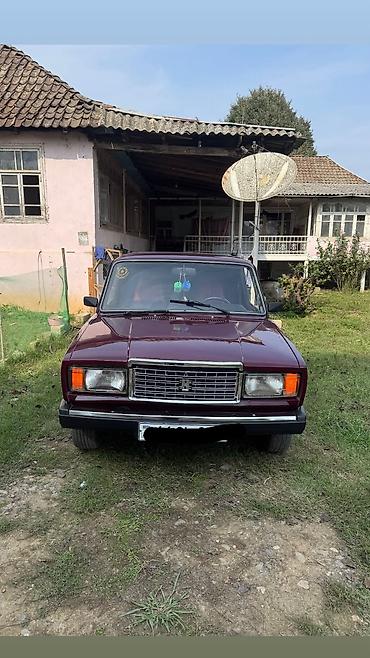 vaz 2106 kapotu: VAZ (LADA) 2107: 1.6 l | 2000 il 53882 km Sedan — 1