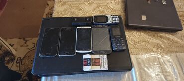 Xiaomi: Nokia 3310, Битый