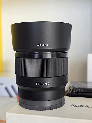 Məhsul: Sony FE 50mm f/1.8 obyektiv krop deyil Full-Fram dir. Çox