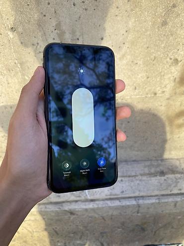 iphone 11: IPhone 11, 64 GB, Qara, Zəmanət, Simsiz şarj, Face ID — 7