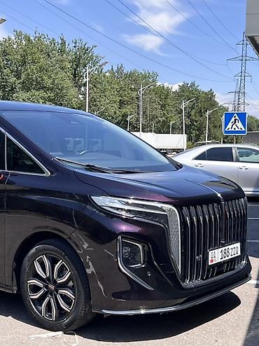 hongqi: Voyah : 2022 г., 2 л, Автомат, Бензин, Минивэн — 7