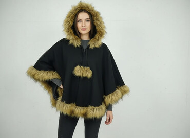 bluzy z dobermanem: Women`s poncho, size One size