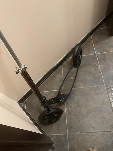 Samokatlar: Micro Black Interlock şəhər skuter - Rəng: qara - İstehsalçı — 9