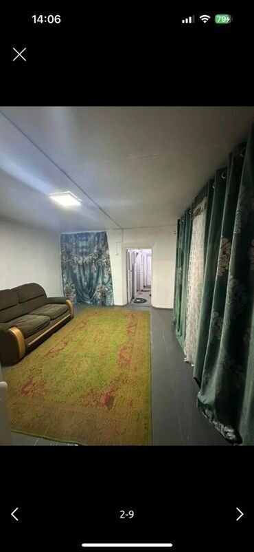 бишкек частный дом: 90 м², 3 комнаты, Подвал, погреб, Забор, огорожен