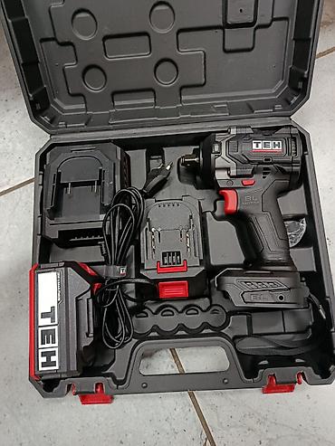 dewalt dcf630: Аккумуляторный ударный гайковерт TEH в комплекте Описание: - — 1