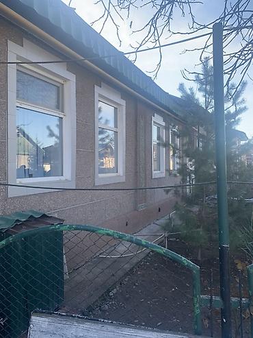 Продажа коттеджей и домов: СРОЧНО ПРОДАМ ДОМ!!!!! Участок 6 соток. 6 комнат, санузел в доме. Газ — 3