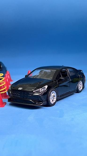 Искусство и коллекционирование: Hyundai Elantra die-cast model avtomobil - Miqyas: təxmini 1:32–1:36 — 1