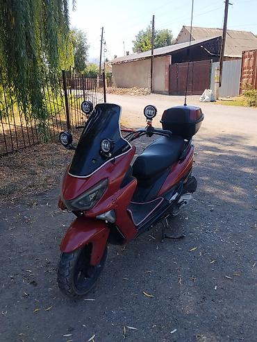 Макси-скутер Yamaha, 150 куб. см, Бензин, Б/у