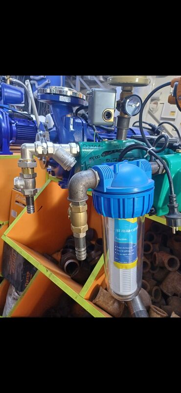 Монтаж и замена сантехники: Монтаж и замена сантехники Больше 6 лет опыта — 10