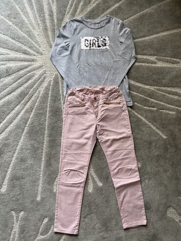 pink woman pantalone kajsija boje: H&M pantalone i majica vel 9/10