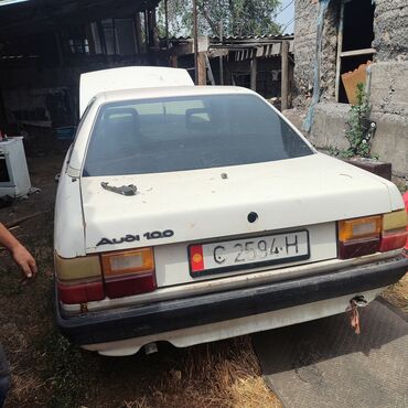 ящик для инструментов в машину: Audi 100: 1988 г., 1.8 л, Механика, Бензин, Седан at lalafo.kg ящик для инструментов в машину: Audi 100: 1988 г., 1.8 л, Механика, Бензин, Седан
